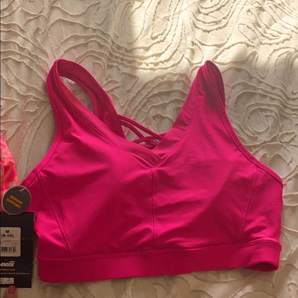 sports bra
